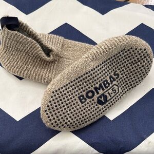 Bombas Beige Knit Slippers